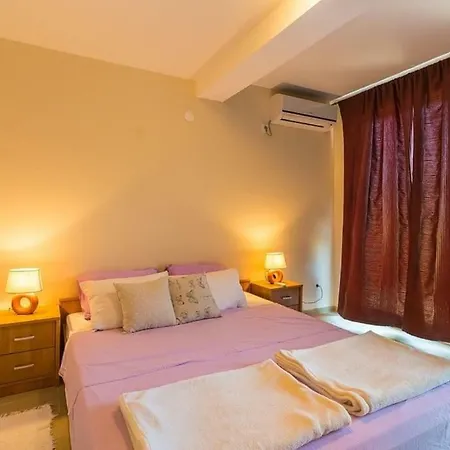 Apartment Fresh & Spacious